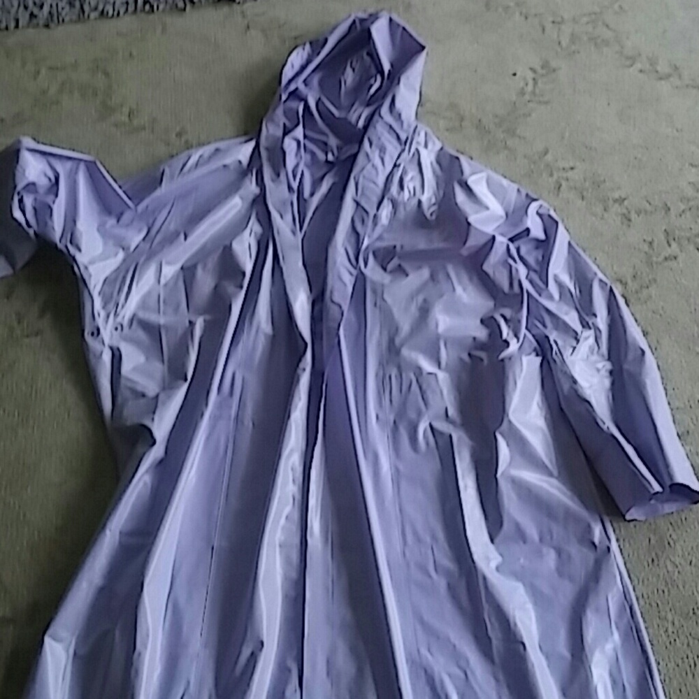 *totes* raincoat ☔
